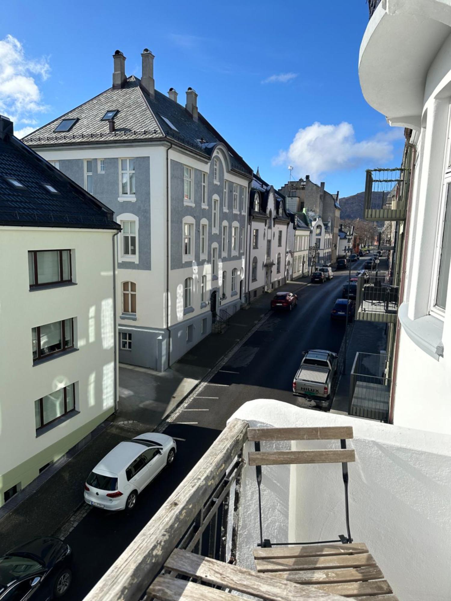 Stylish Big Jugend Art Nouveau Apartment With Balcony Heart Of Ålesund Zewnętrze zdjęcie